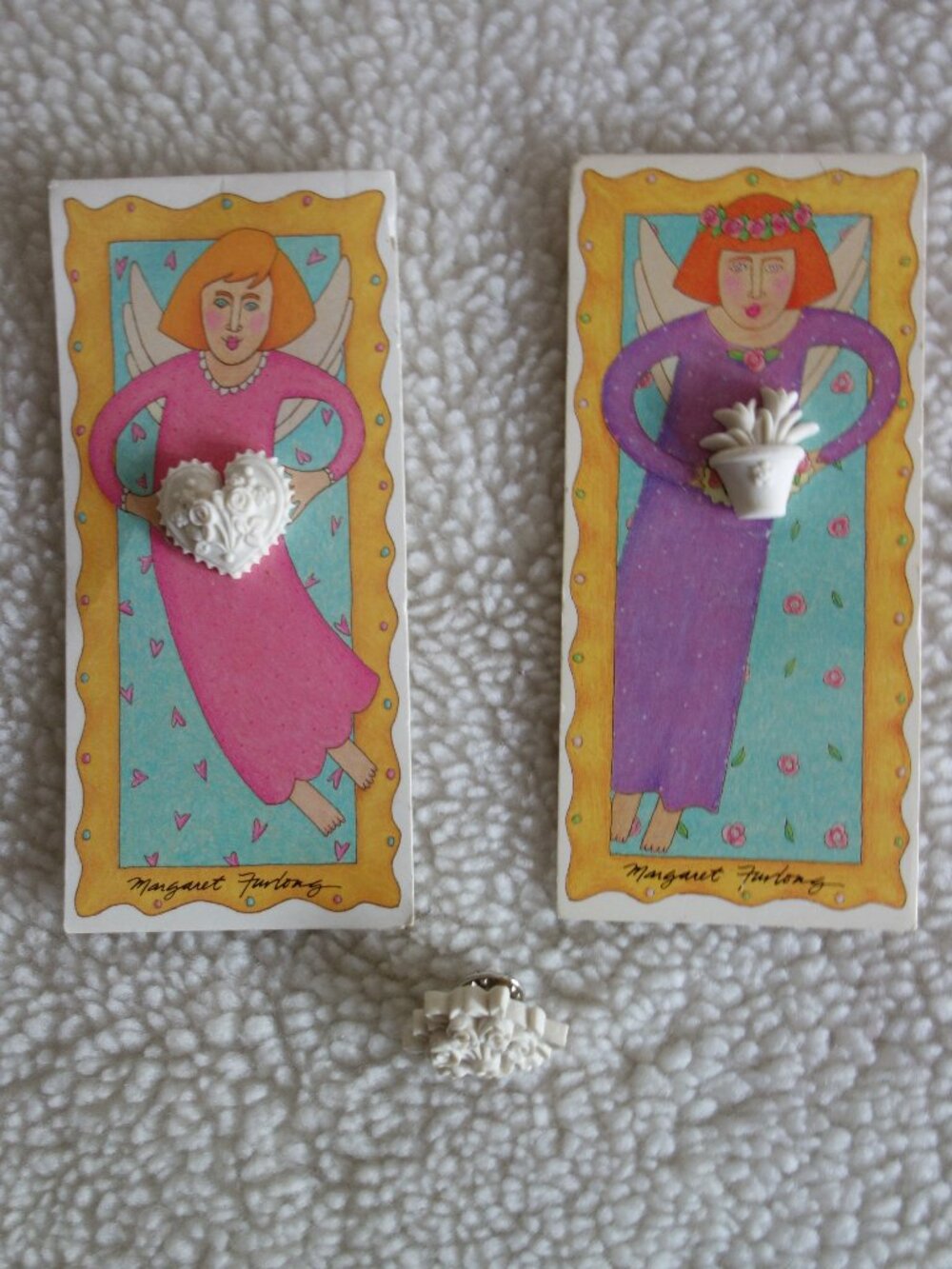Vntg MARGARET FURLONG 3 Bisque Porcelain Lapel Pins w/ 2 cards Heart Bouquet Flo